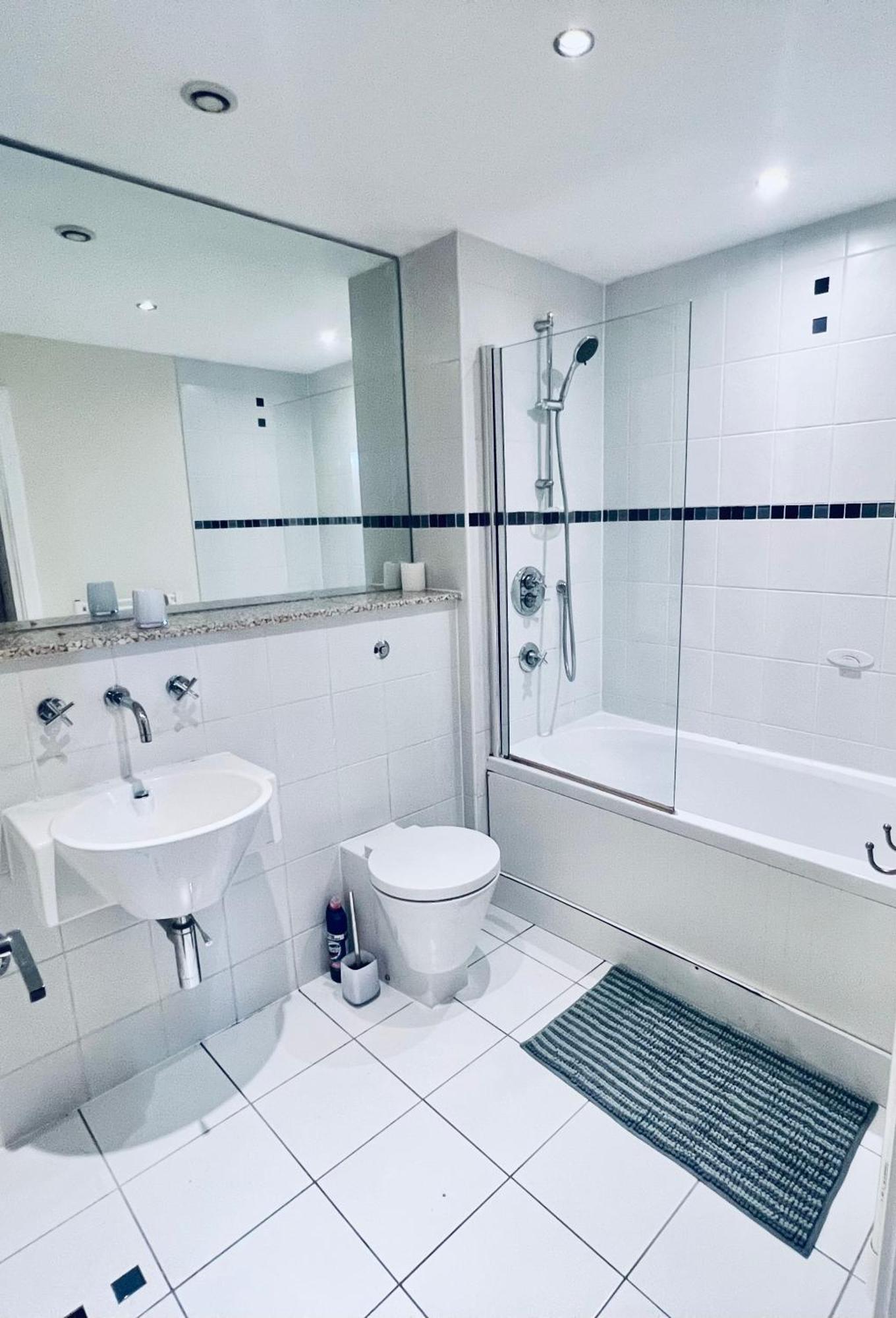 Appartamento Luxe Heights Nest Birmingham Esterno foto